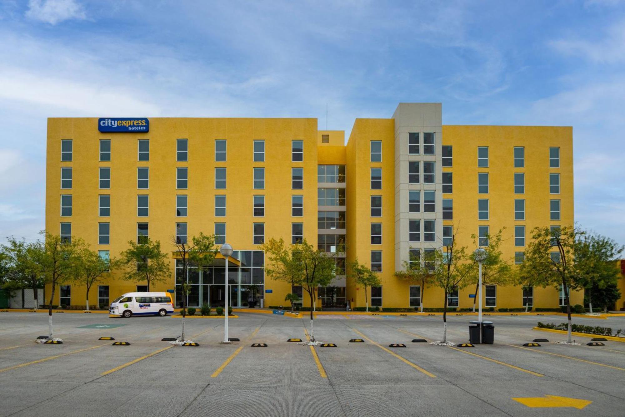 City Express By Marriott Silao Aeropuerto Extérieur photo